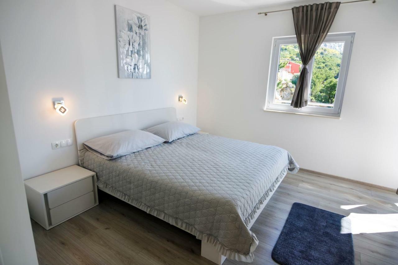 Apartmani Ticinovic Omiš Exteriör bild
