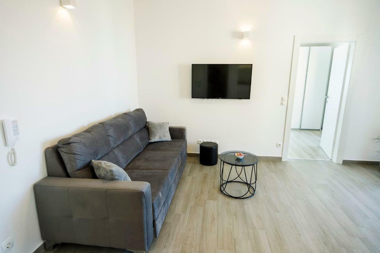 Apartmani Ticinovic Omiš Exteriör bild