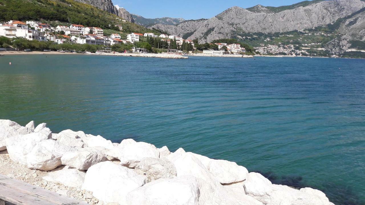 Apartmani Ticinovic Omiš Exteriör bild